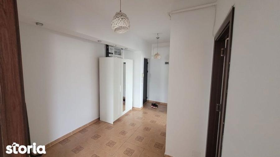 Ofer spre inchiriere ap 2 camere la 8 min de metrou - 4