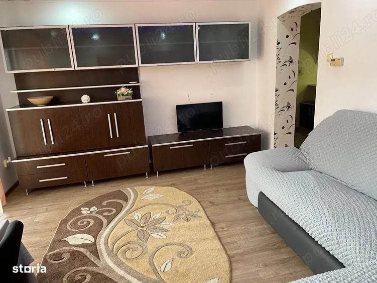 Dau in chirie apartament cu 3 camere zona centrala - 1