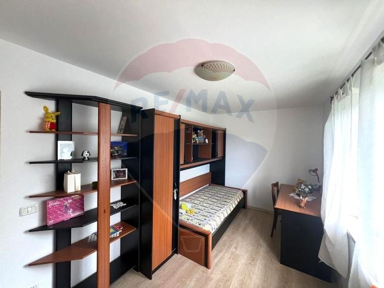 Casă / Vilă cu 6 camere de vânzare în com. Răcăciuni - 6