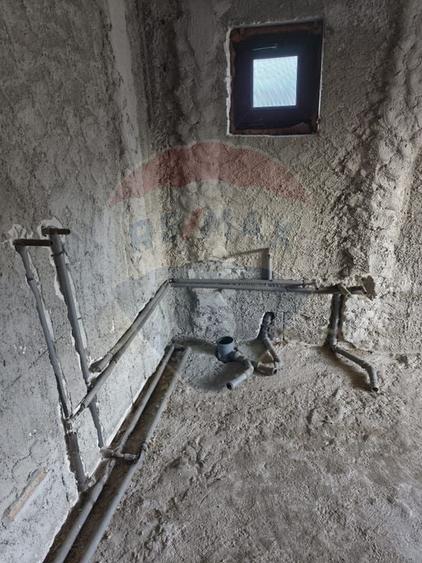 Casă / Vilă cu 5 camere de vânzare în zona Poiana Tapului - 18