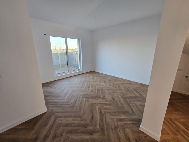 Duplex superb pe parter. Aproape de malul Begai. Compartimentare eficienta. - 1