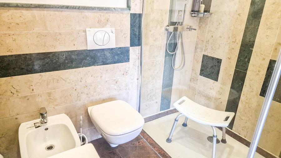 Casa modernă în Darza – 402 mp construiți, Fotovoltaice si Garaj - 8