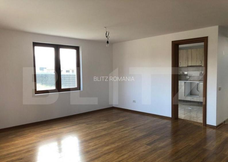 Casa spatioasa, 5 camere, teren 900mp, in Sanpetru Casa spatioasa, 5 camere, teren 900mp, in Sanpetru