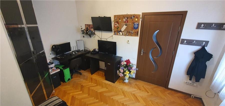 Oferta ! Imobil P+1 ?n zona Lupeni (reper supermarket Profi ) - 14