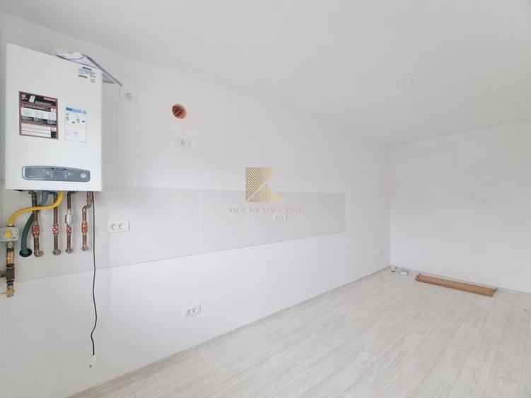 Casă &icirc;nsiruită cu 4 camere și curte proprie - Cartier Izvor, Str. Salc - 4