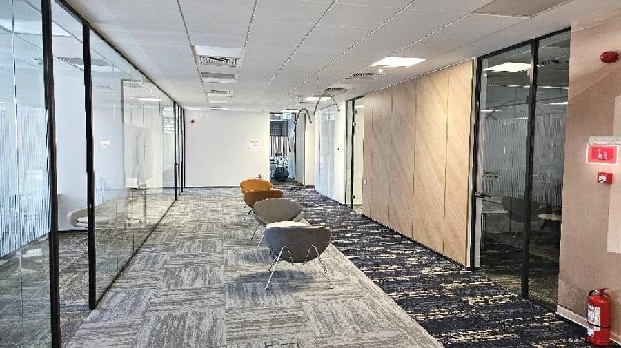 J8 Office Park cladirea A
, Presei Libere, 580 - 7398 mp  0% comision! - 4