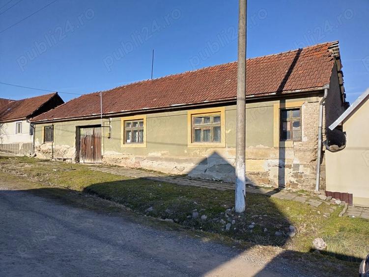 Casa Moniom cu teren foarte mare - 2