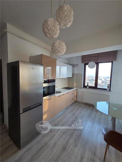 Apartament cu 2 camere semidecomandat în Centru Civic