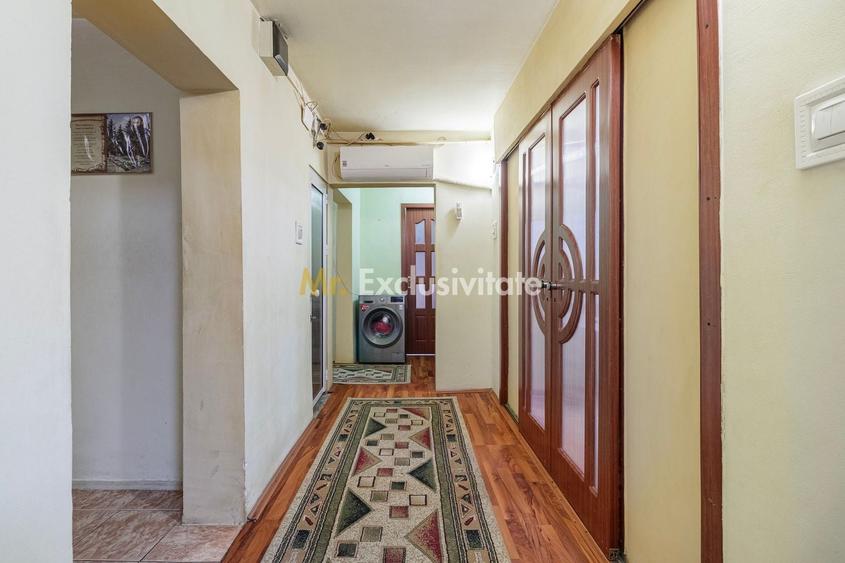 Apartament cu 3 camere decomandat în Central