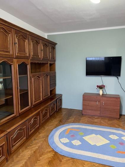 Apartament cu 2 camere decomandat în Independenței