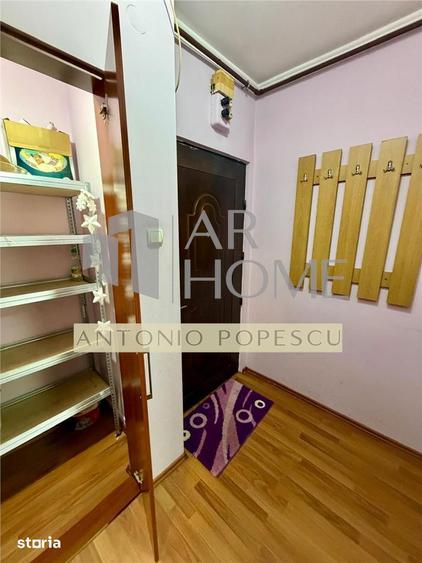 Apartament cu 2 camere semidecomandat, mobilat în Central