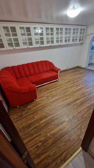 Apartament cu 3 camere decomandat în Alexandru cel Bun