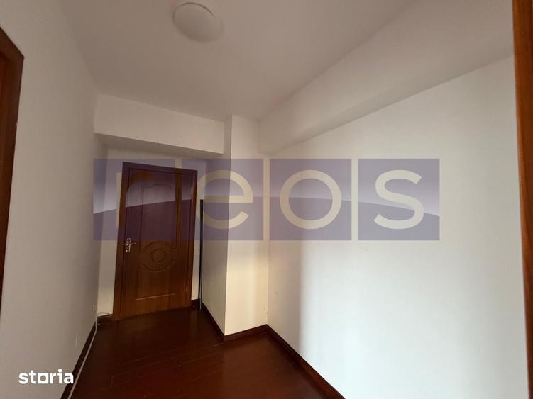 Apartament cu 3 camere în Vitan