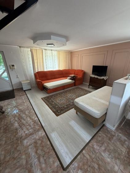 Casă cu 4 camere cu Teren 500 Mp în Florești
