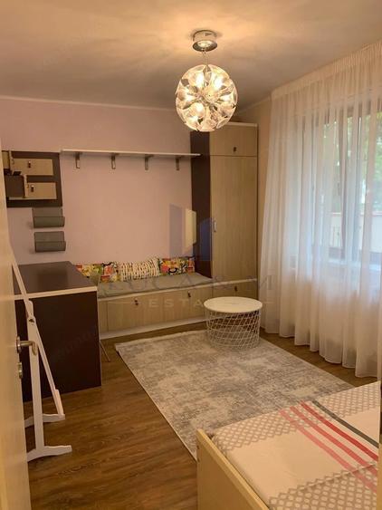 Apartament 3 camere de inchiriat Complex Studen #539;esc , 74 mp si teras #226; - 4