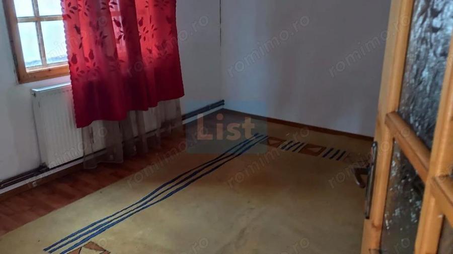Spațiu comercial, de 240 mp, în Ștubeiu