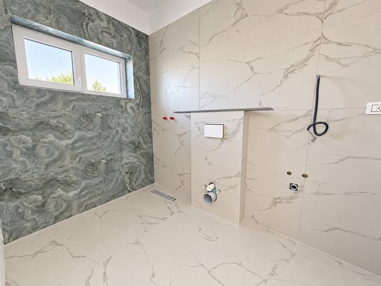 Duplex cu 3 camere cu Canalizare în Moșnița Veche
