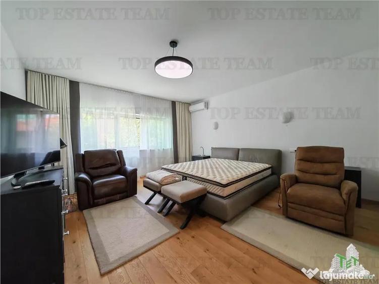 Casă cu 5 camere cu Teren 1164 Mp în Corbeanca