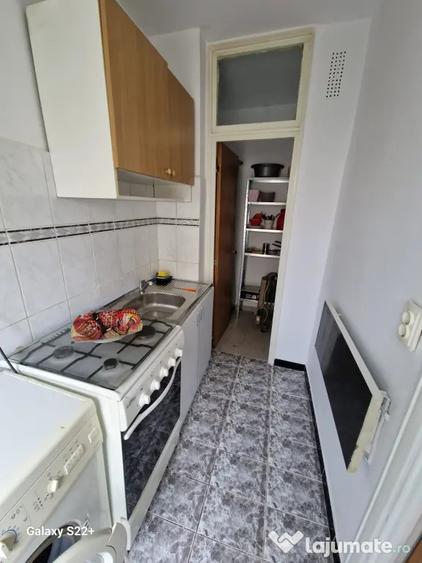 Garsonieră semidecomandată în Tineretului