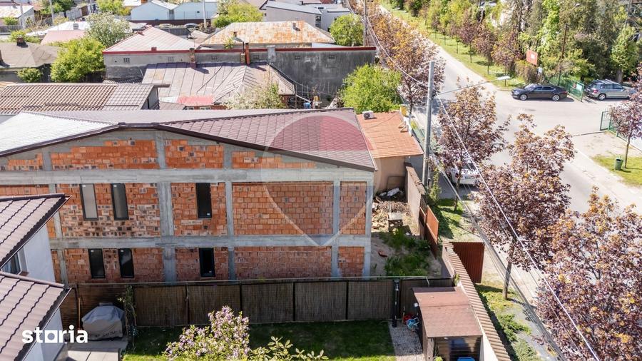 Casă cu 5 camere cu Teren 264 Mp în Central