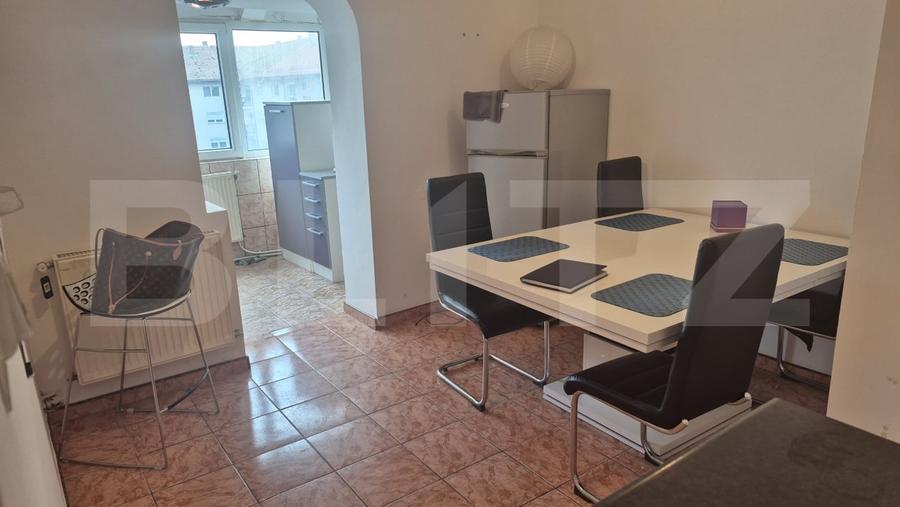 Apartament cu 3 camere de vanzare, 75.77 mp, in Carpati 2 - 5