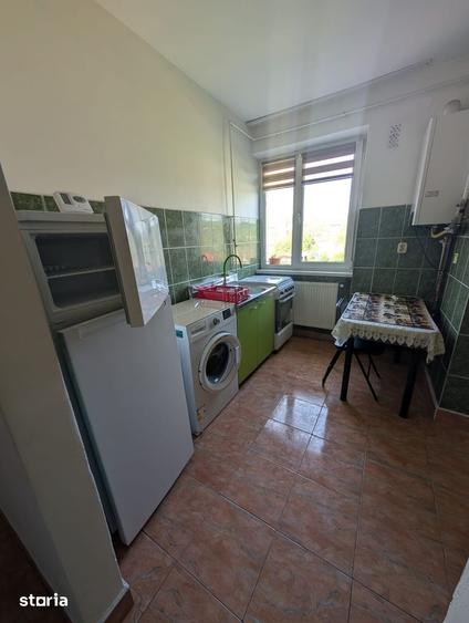 Garsonieră decomandată în Petros