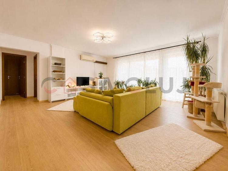 Apartament cu 4 camere decomandat, mobilat în Mărăști