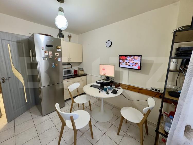 Apartament cu 3 camere decomandat, mobilat în Cetate
