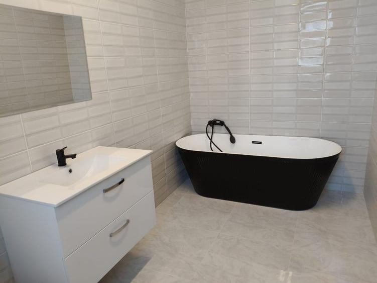 Proprietar,vând vila nouă,zona Cora Brătianu Constanța - 1