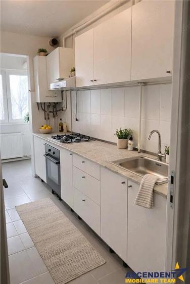 Garsoniera decomandata, Tractorul, Brasov - 4