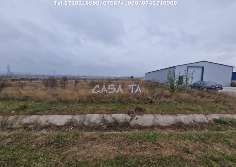 Teren Intravilan(1200 mp), situat in Targu Jiu Str. Cioca - 2