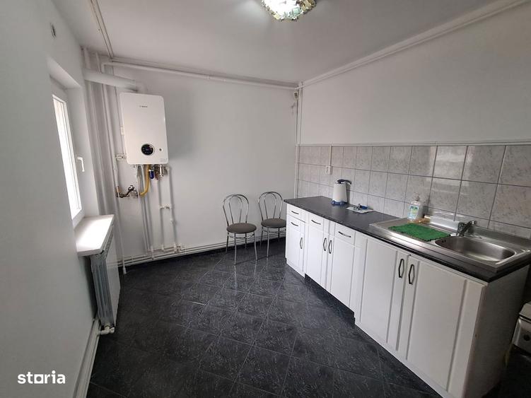 Inchiriere Apartament cu 3 camere Zona Urban- Bulevardul Garii- etaj 2 - 8