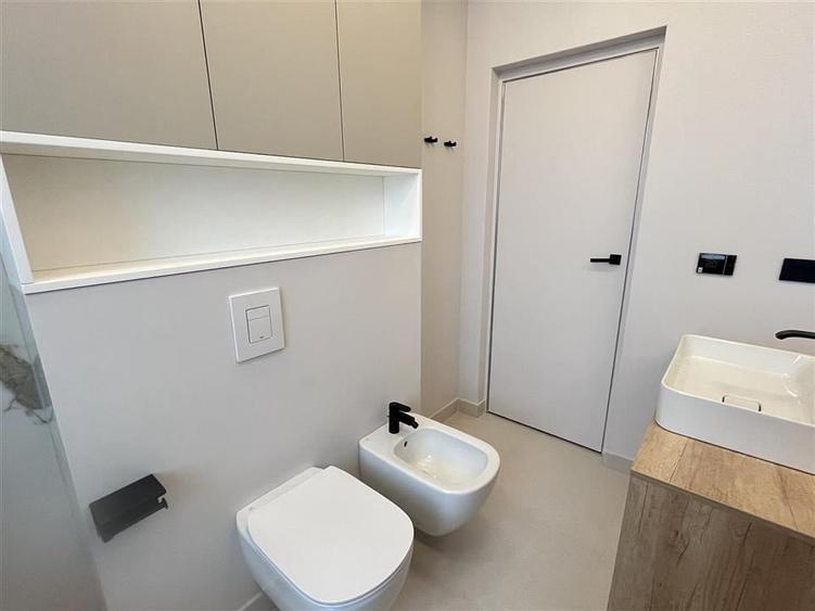 Apartament NOU de LUX 3 camere 2 bai 2 terase parcare subterana Central - 18