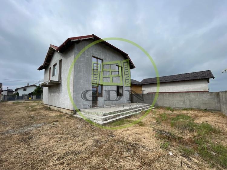 Casă semifinisată P+1 cu teren de 710mp în proximitatea centurii de Nord Craiova - 3