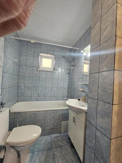 Apartament 2 camere, renovat, zona Liceul Traian - 8
