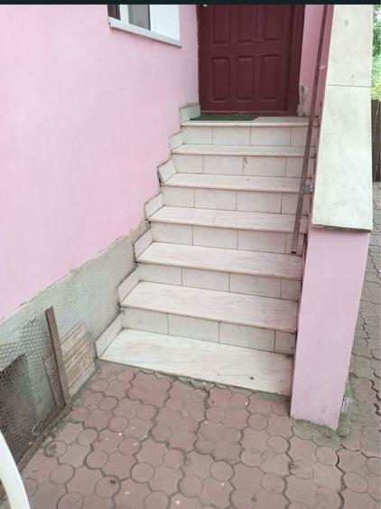 Garsonieră semidecomandată în Bariera Vâlcii