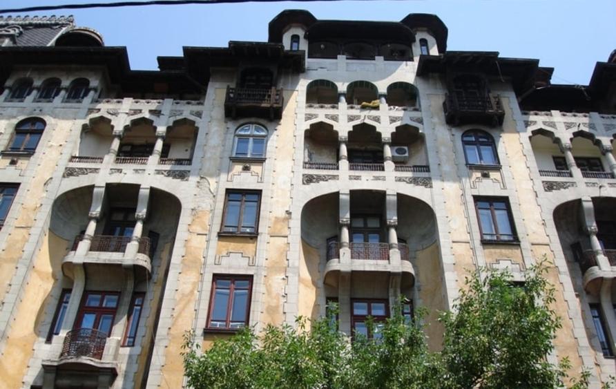 Imobil vanzare Hristo Botev pretabil hotel - 1