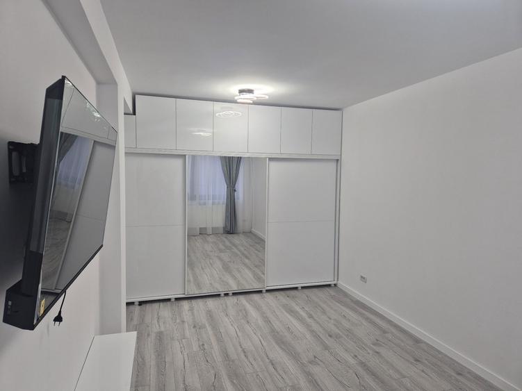 Apartament la prima inchiriere in bloc rezidential - 1