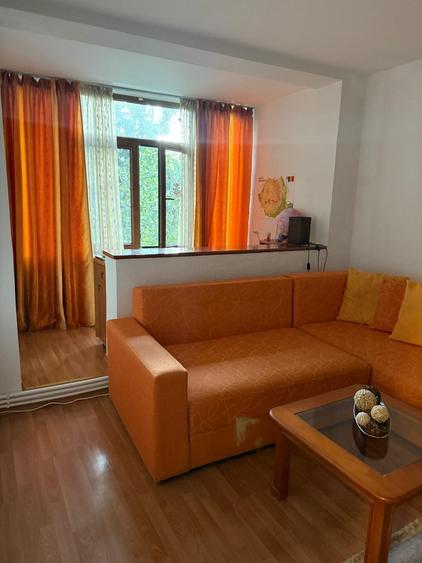 2 camere Tiglina 1 pret 400 euro - 3