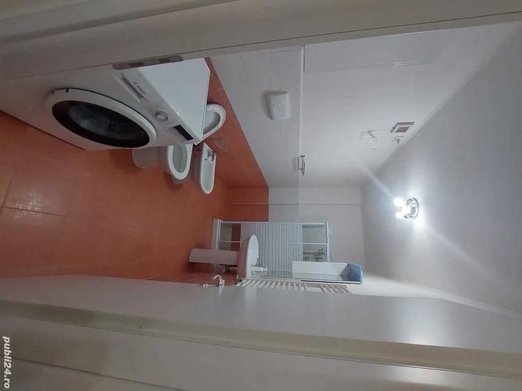 Apartament cu 3 camere nedecomandat în Circumvalațiunii