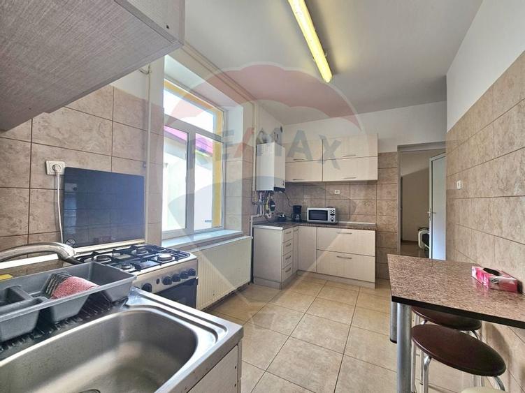 Casă  cu curte de inchiriat Bd Mamaia Constanta - 7