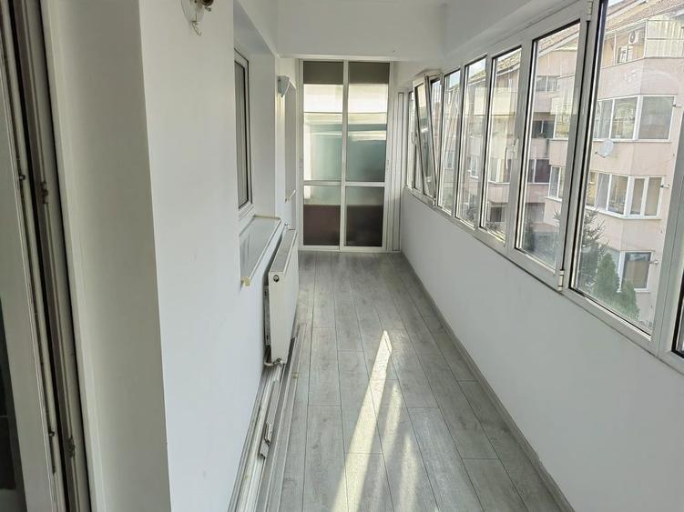 Inchiriez apartament cu 2 camere str Somesului, persoana fizica - 1