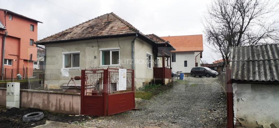 Casa individuala de vanzare, 3 camere, 100 mp, in zona linis
