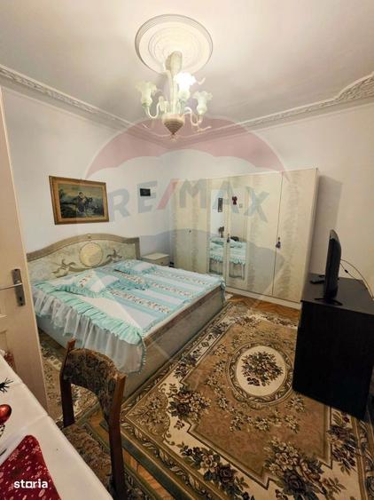 Casa cu 5 camere de vanzare in centrul orasului Talmaciu - 19