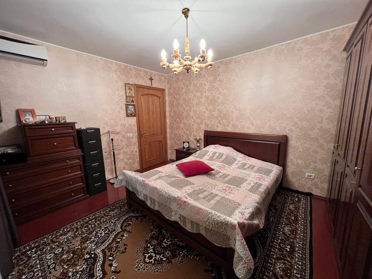 DOMNEȘTI - Vilă Superbă P + 1E + M - 28