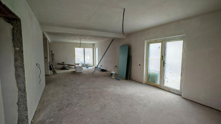 Vila LUX Parter+Etaj(stil mediteranean) in Stupini zona Plugarilor - 26