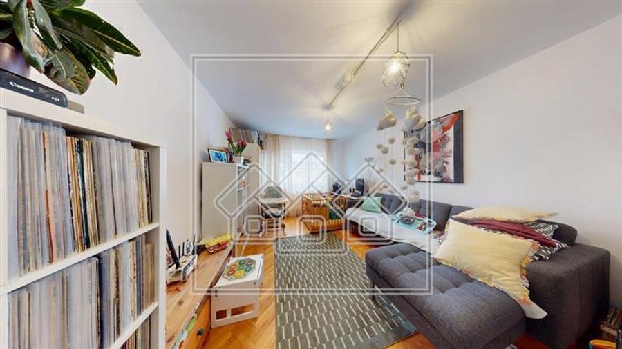 Apartament de vanzare in Sibiu - 2 camere, balcon - Calea Dumbravii - 1