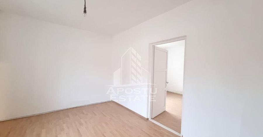 Casa individuala cu 5 camere in Giarmata - 2