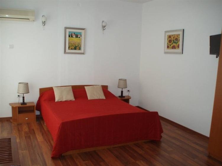 EFORIE SUD | PENSIUNE P+2 | 100M DE PLAJA - 8