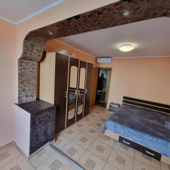 PIATA UNIRII , BD IC BRATIANU, LANGA METROU, AP 2 CAM MOBILAT SI UTILAT - 11